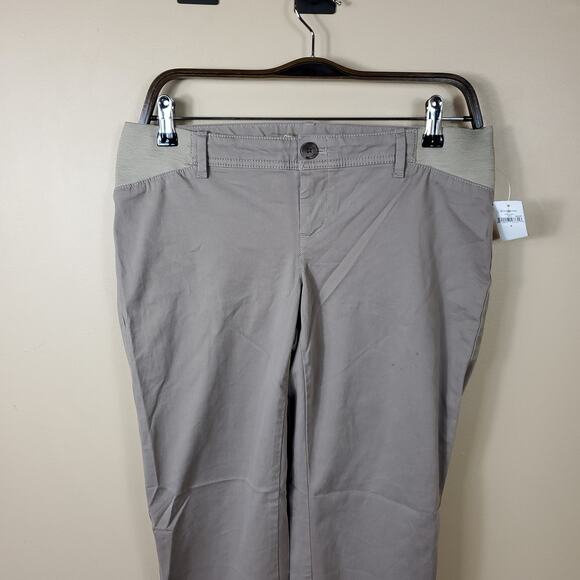 GAP Maternity Inset Panel Girlfriend Chinos in Beige Size 4 - Picture 3 of 11